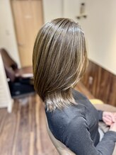 グリーンフィールコパン(green feel copains)&nbsp;ホワイトマットベージュ/レイヤーボブ♪