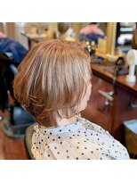 たかはし美容室&nbsp;白髪ぼかしカラー/明るめグレイカラー