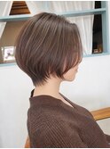 大人ショートボブ丸みショートカットマッシュショート前髪あり