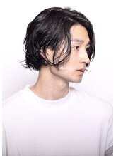 ヘアースペース ブイ(hair space V) ウェット感ミディアムパーマボブ