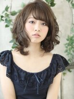 エマージュ 大宮(Emerge)&nbsp;ショコラカラーでツヤ感アップ、上品な女らしさをパーマで。