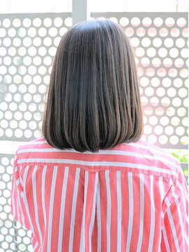 ルティア 池袋(Lutia) まとまるボブ 伸ばしかけヘア