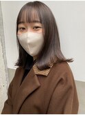 柔らかグレージュカラー