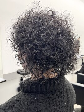 ココ 原宿(KOKO) 【KOKO】#黒髪  #刈り上げ #ツーブロックマッシュ #メンズ#束感