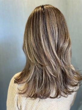 シャトン(chaton) ハイライト/外国人風/レイヤースタイル