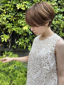 ワン バイ ジエクト(One by The Ect) ハンサムマッシュショート透け感グレーアッシュホワイトカラー