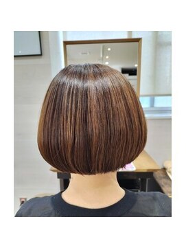 プララ ボブスタイル
