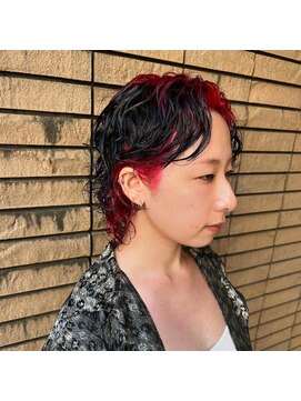 イルスティーロ(iLL_steeLo) <iLL_seeLo>個性派ウルフスタイル