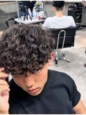 スペインカール ツイストスパイラル眉カットメンズパーマ