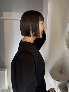 ビューズ(VIEWS) 切りっぱなしボブ20代30代丸みミニボブバイカルテトリートメント