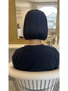 トパ タカオカ(topa takaoka) 切りっぱなしボブ