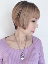モリオ(morio)&nbsp;＊丸みショート前下がりショートボブ耳かけショートボブ30代40代