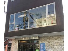 カフィカ(cafika)の雰囲気（オートバックスの向かいの不動産屋さんの2階にお店があります☆）