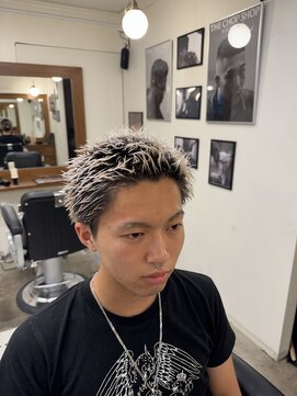 ザチョップショップ キチジョウジ(THE CHOP SHOP KICHIJOJI) メンズカット メンズヘア フェードカット メンズブリーチ