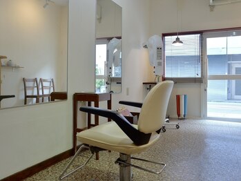 山田美容室の写真/【旗の台駅2分】暖色メインの安らぎ空間×完全プライベートサロンでゆったりお過ごしください《1席1名制》