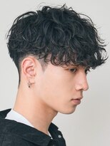 レタッチバイフィフス 大阪梅田(RETOUCH by fifth)&nbsp;梅田ツイストスパイラルパーマスペインカールメンズマッシュ◆