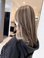 リオリス ヘア サロン(Rioris hair salon)&nbsp;インナーカラー／ハイライト／ミルクティーベージュ