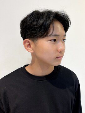ユウヘアー 尾張旭店(U Hair) ナチュラルセンターパート