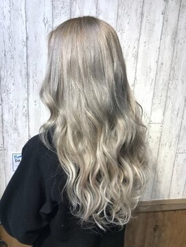 アンク クロス 関内店 ホワイトグレージュ 【mifuyu】