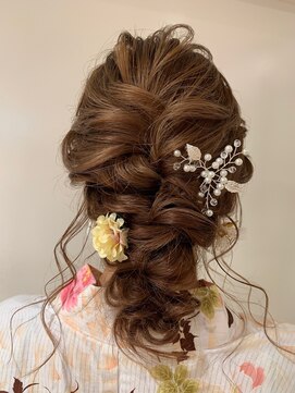 ラ ソレイル 浜松メイワン店 編み下ろしヘアアレンジ