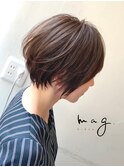 【mag ginza】ゆったりシルエットのくびれハイライトショート