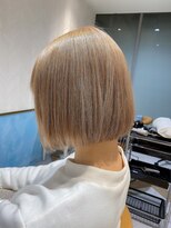 ロンド ストラーダ 心斎橋(Lond strada)&nbsp;ショート×ハイライト白髪ぼかし×マチルダボブ[心斎橋]