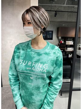 アコ(Aco) ★ショートに映えるオリジナルハイライト★