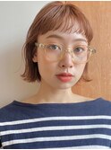 ショートカットショートボブミルクティーベージュカラー前髪あり