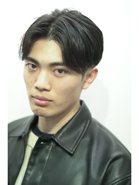 クロム トウキョウ ザ バーバー 新宿(CHROM TOKYO the Barber) センターパート