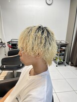 アイズ 海老名(AIZU)&nbsp;波巻きウルフ　ツイストスパイラル　メンズパーマ　メンズサロン