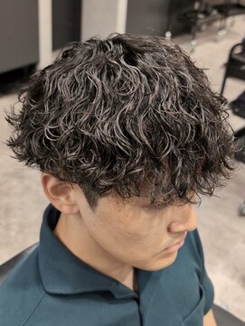 プルーブトウキョウ 渋谷(PROVE TOKYO) メンズマッシュ 波巻きスパイラルパーマ