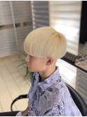 ホワイトブロンド × ハイトーン × マッシュ