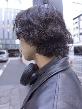 ビュートリアム265(BEAUTRIUM 265) サーフカール メンズヘア 緩めスパイラルパーマ メンズパーマ