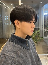 骨格・髪質・クセまで計算し、毎朝のセットがラクにキマる再現性重視のメンズカット◎