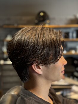 レオザバーバー(LEO the Barber)の写真/【六本松駅2分】ビジネス～カジュアルまで朝のセットも簡単な再現性の高いカット/パーマが人気のバーバー