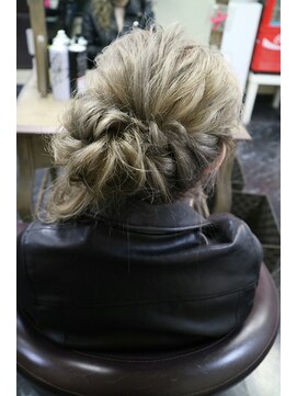 エヌエービー 池袋店(N.A.B.) サイドアレンジ（ヘアセット）