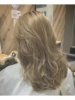 プログレス 小手指店(PROGRESS)&nbsp;エアリーミディ/ショートパーマ/黒髪/ホワイトアッシュ/20代30代