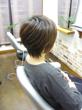 エイチワイヘアーデザイン(HY hair design) ナチュラルショート