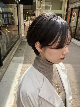 ワンバイワンクラッカ(one by one CLACCA) 収まるラウンド大人ショート