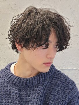 フィフス 原宿(fifth) 波巻きスパイラルパーマセンターパートツーブロック