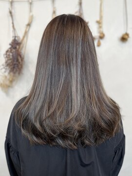 シャンプーボーイ セントラル 博多(SHAMPOO BOY central) 大人女子☆ハイライト