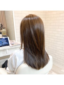 マーリャヘアー(mallia hair) セミロングレイヤー