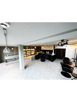 多肉植物を見渡せる開放的でラグジュアリーなプライベート空間をごゆっくりとお過ごし頂けます♪