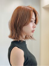 テラス トヨタ(Telasu Toyota) 外ハネボブとアプリコットベージュ