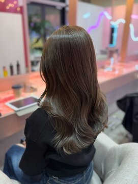 ウィクシーミミ 栄矢場町店(wixy mimi) オリーブグレージュ