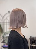 パールミルクティー×切りっぱなしボブ