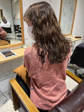 コフィー バイ メルト 吉祥寺(cofy by melt) 【三ツ井純】ロングパーマ ニュアンスパーマ ベージュカラー