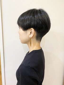 モリオ フロム ロンドン 成増店 【morio成増/一戸】大人可愛い刈り上げマッシュショート