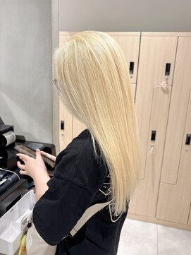 モリオフロムロンドン 大宮店(morio from London) 【坪井】ケアブリーチ ×抜きっぱなしブロンド