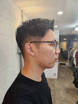 グッドプレイスアンドシング(Good Place&thing) アップバングベリーショート